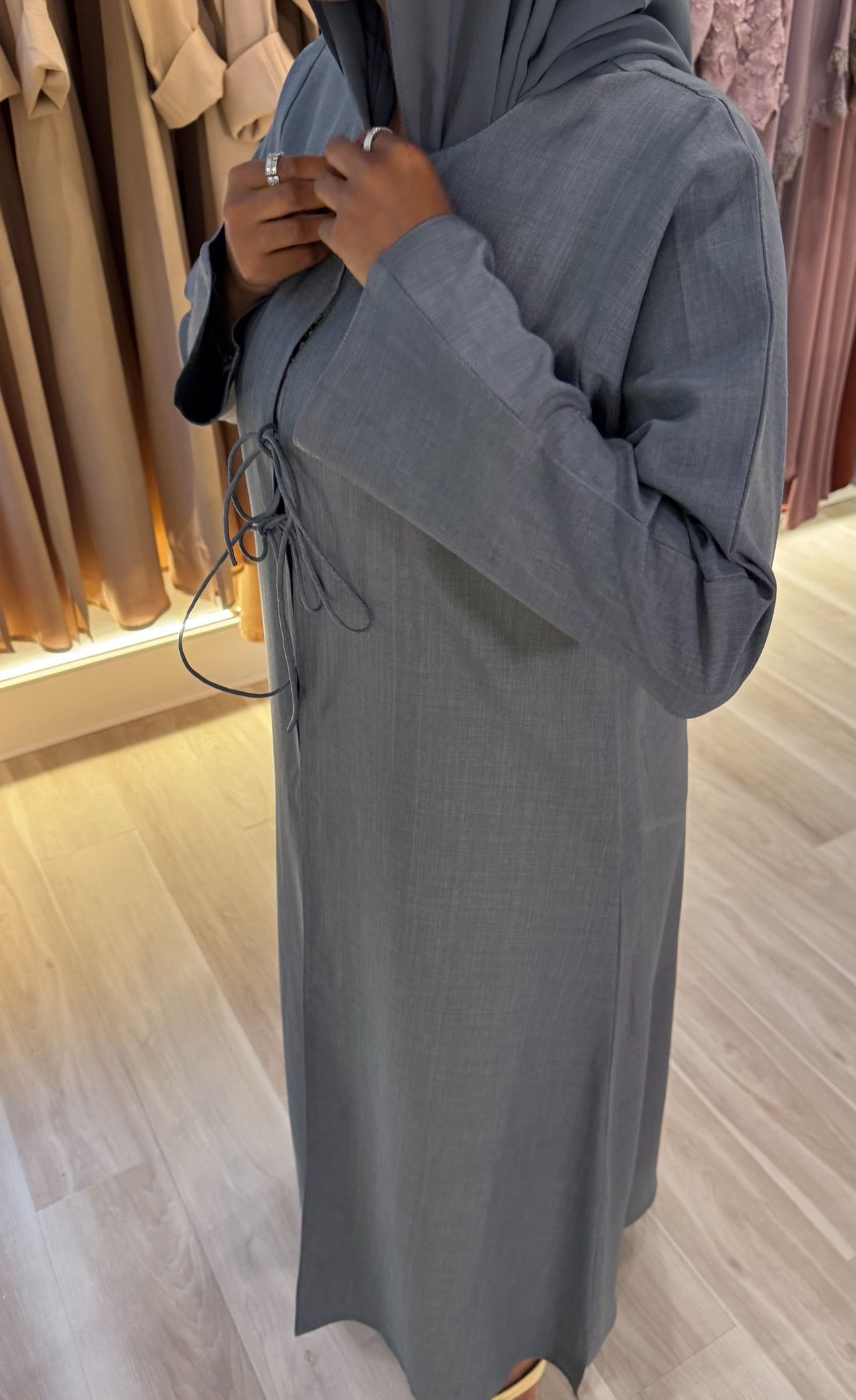 TIE ABAYA